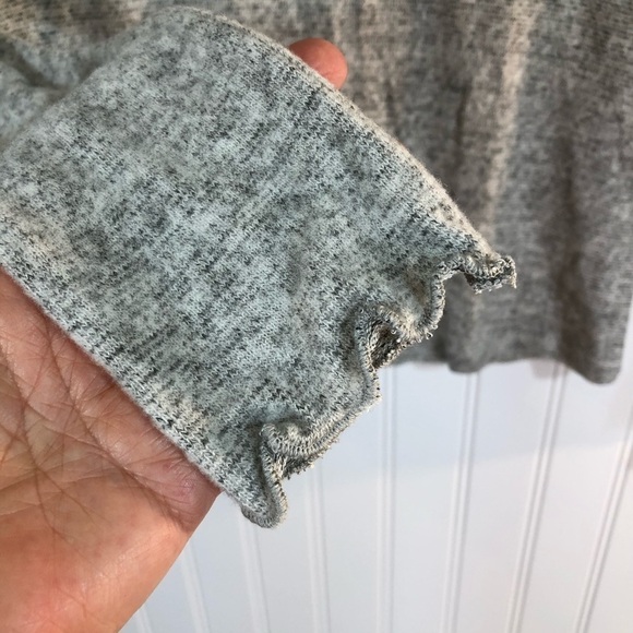 Acemi NWT Juniors Mock Ruffled Grey Turtleneck S - Picture 3 of 12